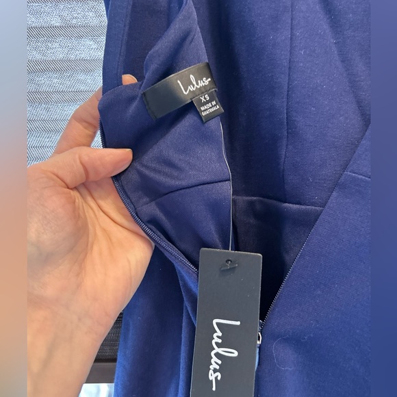 NWT Lulus Strappy deep v skater dress - Picture 3 of 5